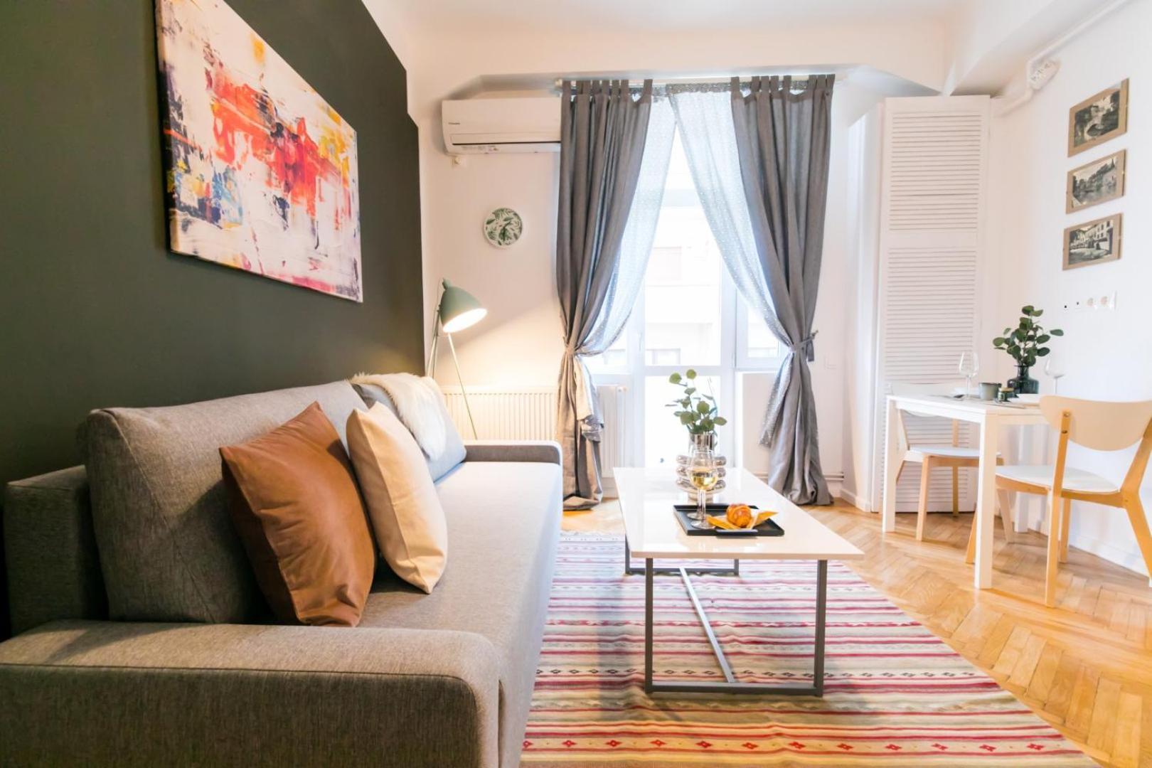 Heart Of The City - Cozy Apartments In Prime Location Букурещ Екстериор снимка