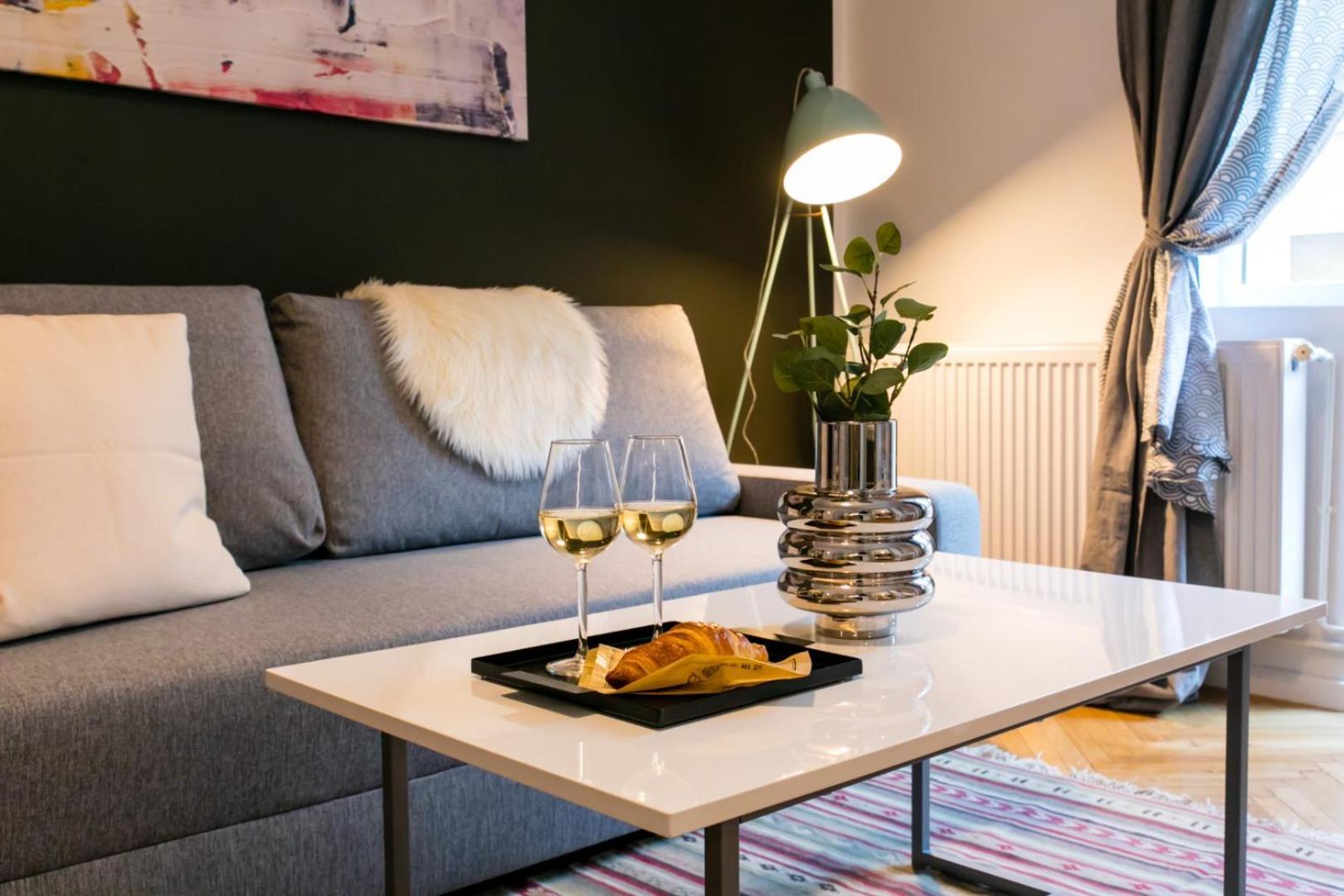Heart Of The City - Cozy Apartments In Prime Location Букурещ Стая снимка